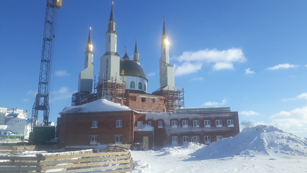 Намаз нижневартовск сегодня. Мечеть в Нижневартовске Мусы Джалиля. Соборная мечеть Нижневартовск. Новая мечеть Нижневартовск. Мечеть в Нижневартовске строится.