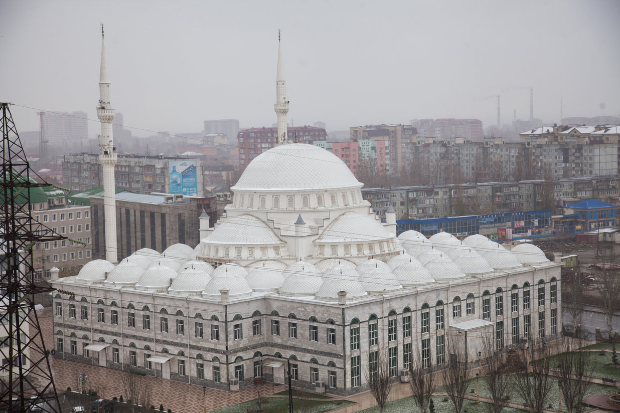 Мечеть в махачкале самая большая в европе фото