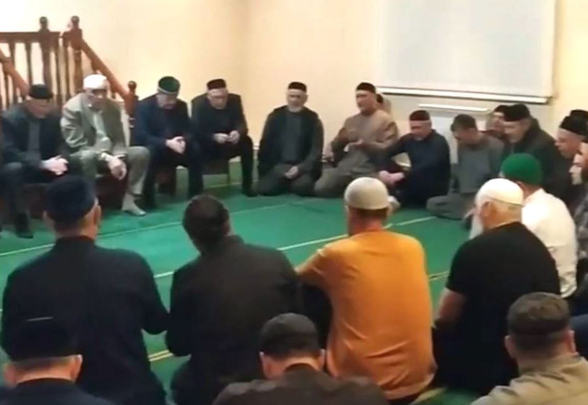 Жители Чечни. Исламисты в России. Дом мусульманина.