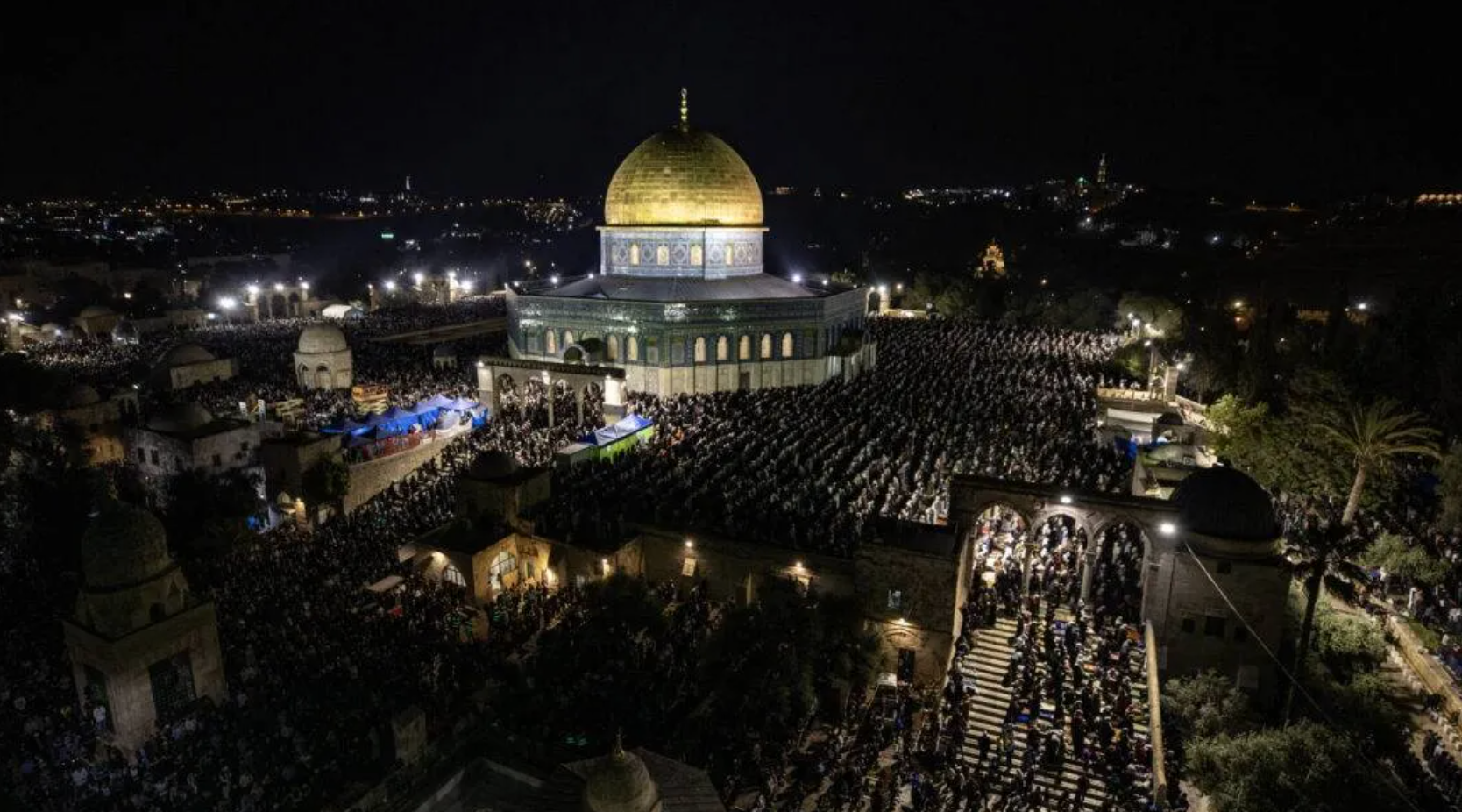 Аль-Акса в Иерусалиме. Мечеть Аль-Акса в Иерусалиме. Мечети на территории в Аль Акса. Мечеть Аль Акса план. Ночь аль кадр 2024